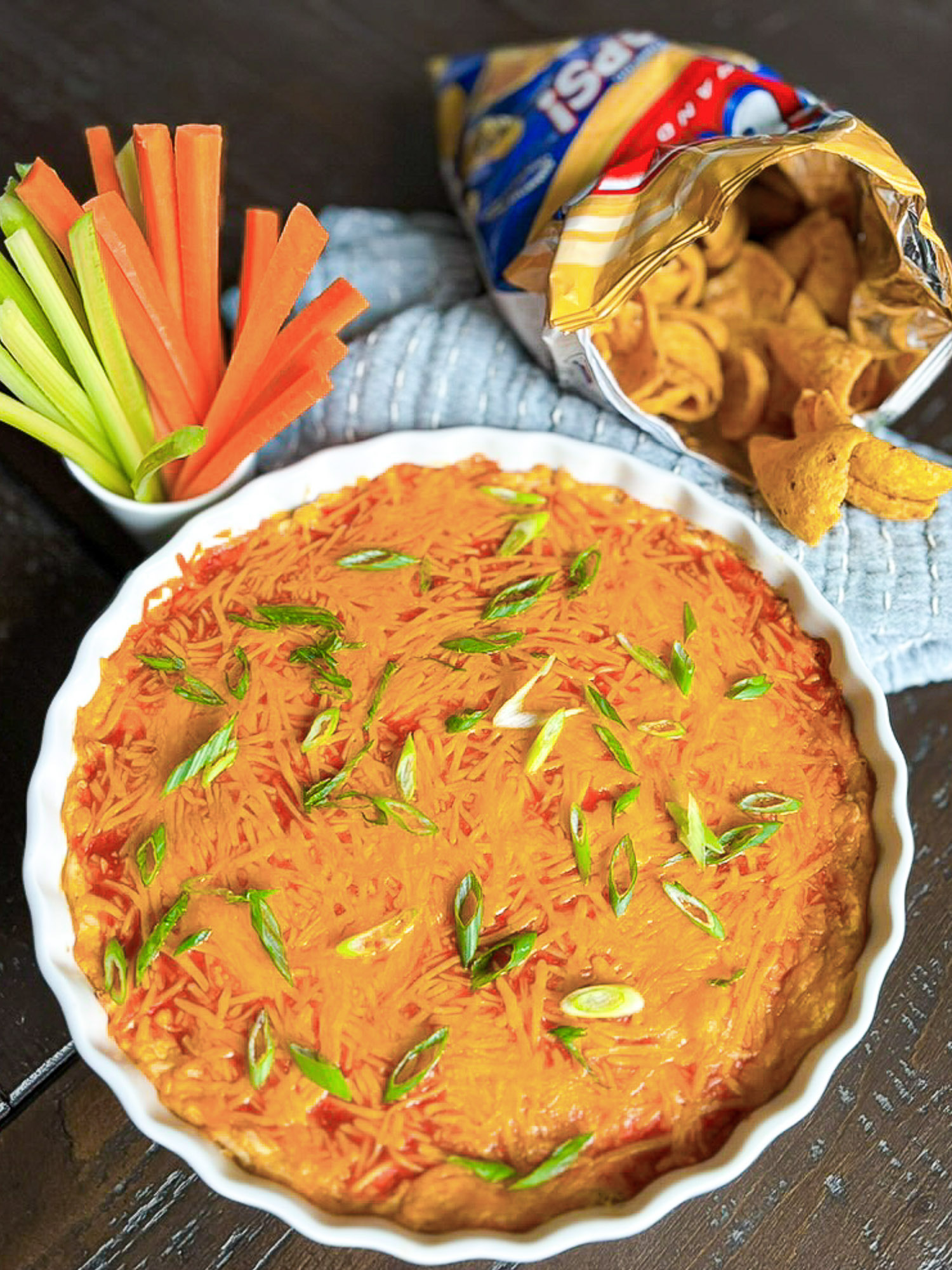 Spicy Garlic Buffalo Chicken Dip