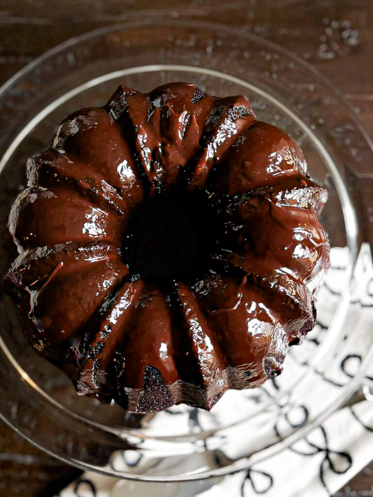 Easy Chocolate Bundt Cake with Chocolate Ganache
